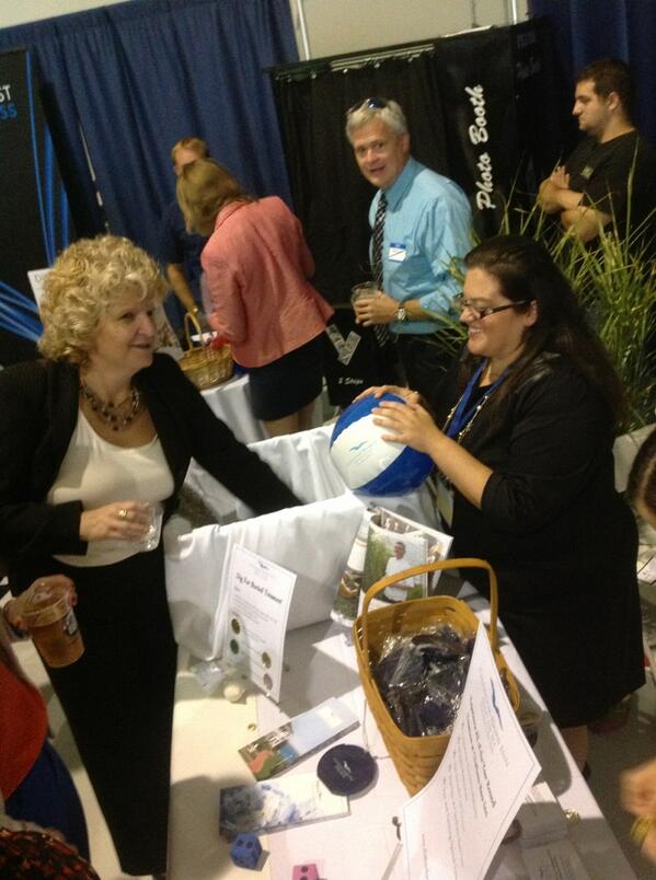 CapeCodMagazine's tweet image. @ChathamBarsInn Digging for treasure at @CCYP Back to Business Bash #capecodmagazine