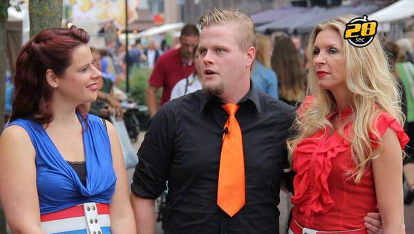 DeOranjeband's tweet photo. Ook zo benieuwd wat hier besproken wordt? http://t.co/mDelfNOgxZ