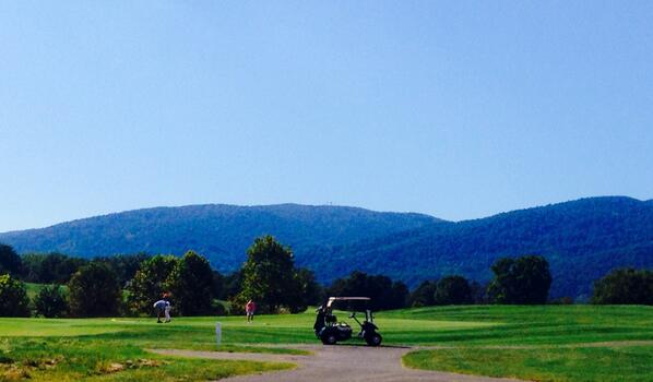 kandicomergolf's tweet image. What a great day to be playing golf @oldtrailgolf #skipwork