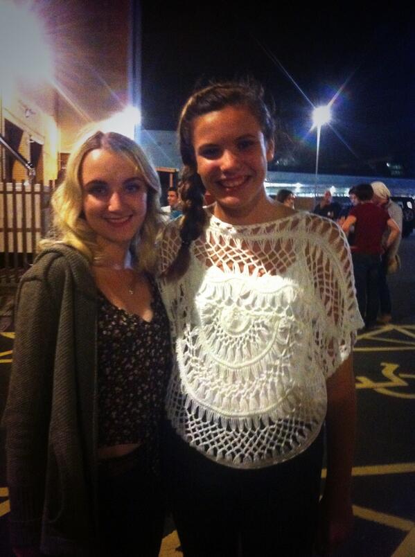 Louis_DV1D's tweet photo. Just met @Evy_Lynch ahh I'm so happy words can't explain how I feel ! http://t.co/Gze0E9JTyB