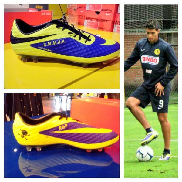 Raul_Jimenez9's tweet photo. Listo el nuevo modelo #Hypervenom gracias a @Nikefutbolmx http://t.co/88h2TOm4Vi