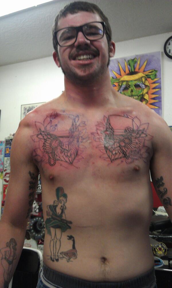 TylerChase56's tweet photo. @CFolkema gettin #tatted up in seaside #hurtin #ouchtown #bamf http://t.co/kgRhkmNBkA
