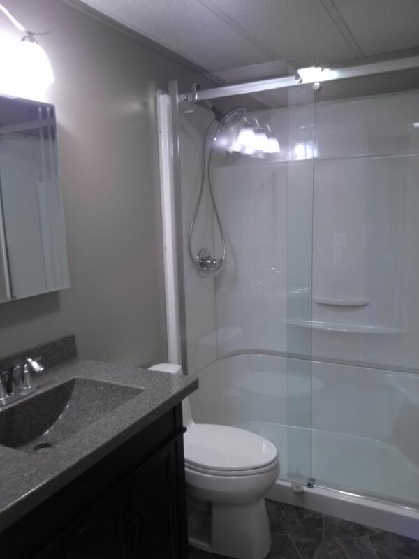 debbie_ulinder's tweet photo. Beautiful bathroom Reno featuring Home Depot products.  Couldn't have turned out better! #HDFallidays http://t.co/QoIrIedhyb