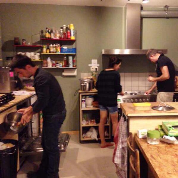 AniHaakien's tweet image. Ani&amp;amp;Haakien's #favorites Vito,Stella &amp;amp; Theo #kitchencleaners #hostelrotterdam