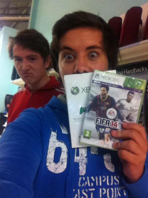 itsnteee's tweet photo. #FIFA14 #someonedidntgetit http://t.co/lOxHt0hG0i