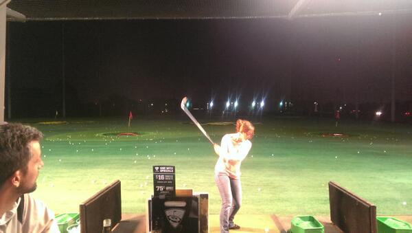 Onehanded83's tweet image. #topgolfafterdark for real.