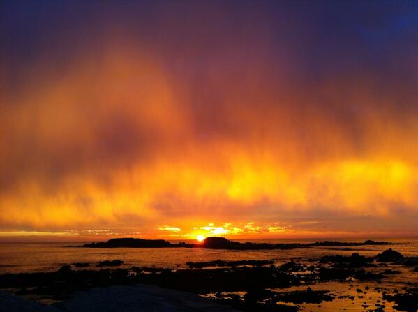 PuntaMita's tweet photo. Unfiltered sunset Punta Mita http://t.co/Qa3SSQNvqk