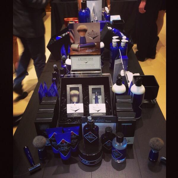 MensHealthStyle's tweet image. I'm in #grooming heaven with @getjackblack and its new shave line. #jackattheshak