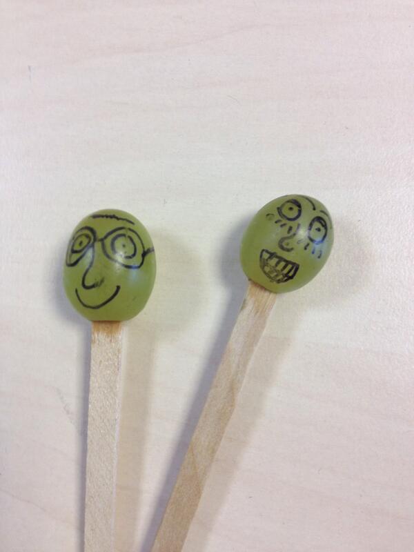 aaronthings's tweet image. Noris and Pam popped along this morning! #grapeful