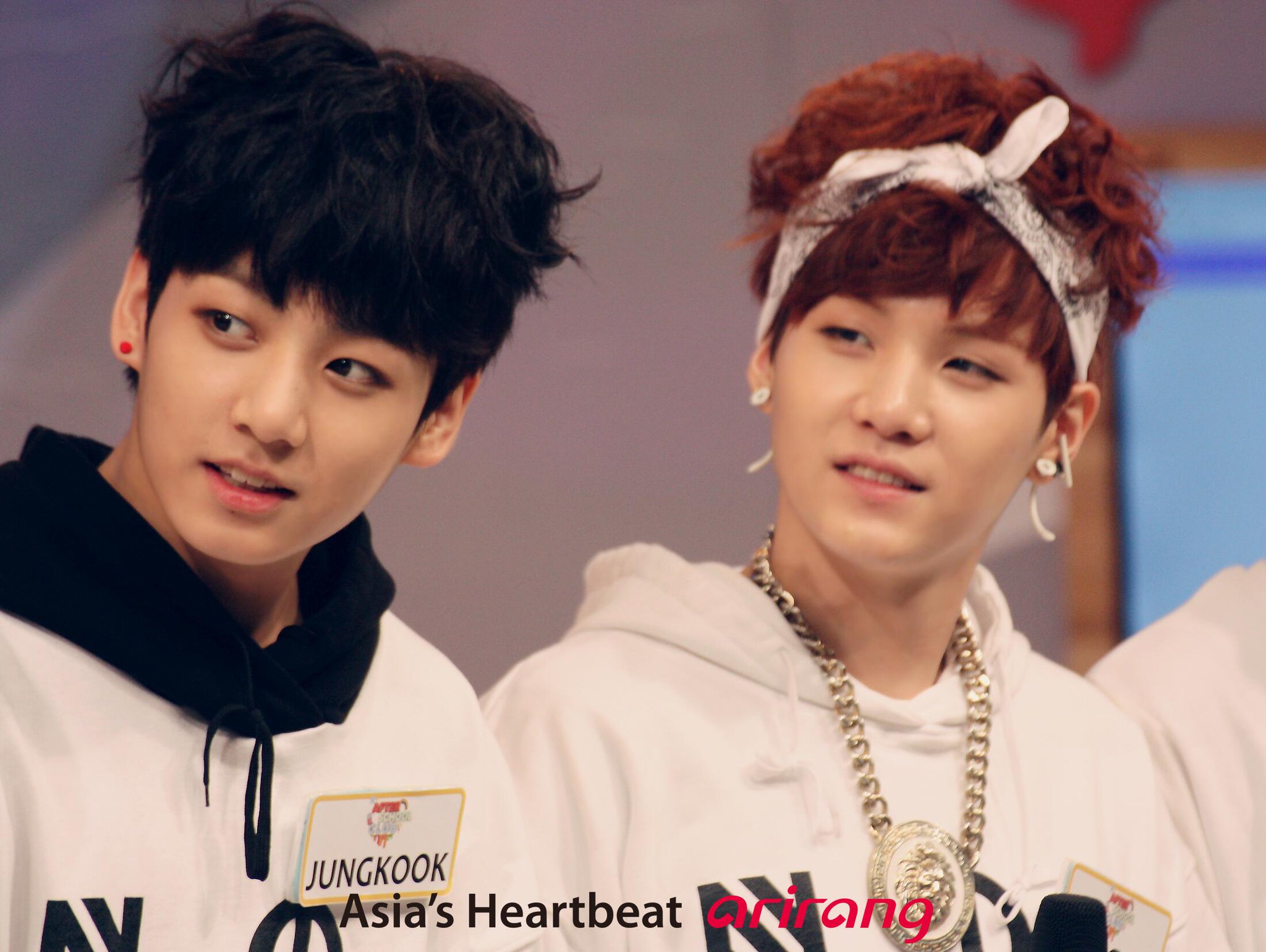 HR 27R (BTS SUGA/JUNG KOOK着用) Arirang TV on X: