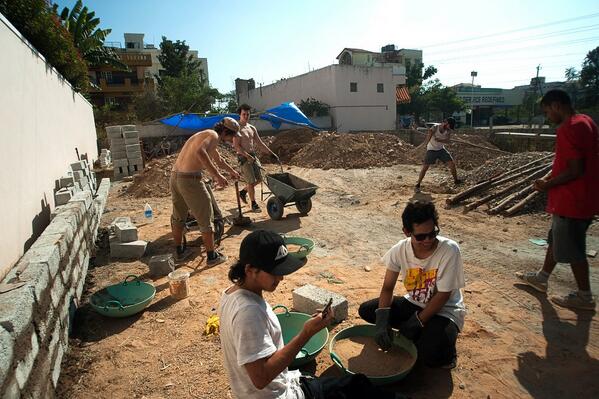 polo_donny's tweet photo. from the #holystoked #DIY build #skateboarding #2er #skateboardingindia #travel http://t.co/A0JhQeQhCD