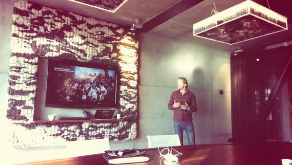 sjoerd_dijkstra's tweet image. Vanochtend een mooie presentatie gehad van Marko van Kampen van @eu1tv Tnx! #madeforweb