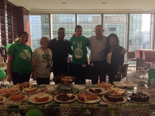 Embofish's tweet photo. Amazing team at JP Morgan, thanks for a great #coffeemorning guys! #E14 http://t.co/9BOQTLggOZ