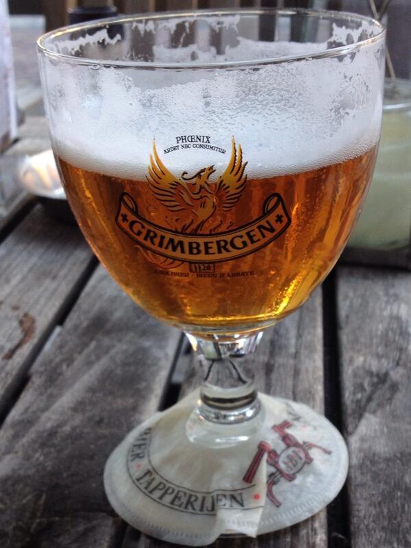 MarkBrucoli's tweet photo. Dinner time in the Netherlands! http://t.co/wqmuUCx7TN