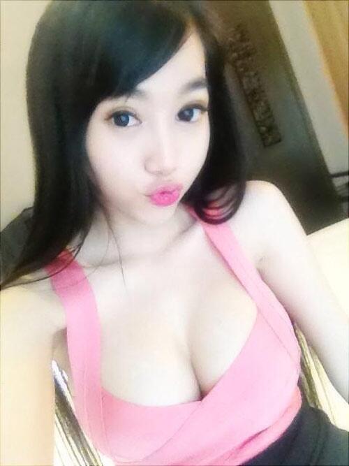 ellytranvn's tweet photo. Em nề: http://t.co/SOeCCjGBmO http://t.co/i5hun9TPxM http://t.co/5hP7iSZqYQ