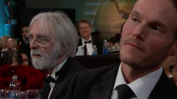 remembr the tym i falls asleep durin ben aflecks goldun globe speech lol #NODISRESPECTTOBENAFFLECK