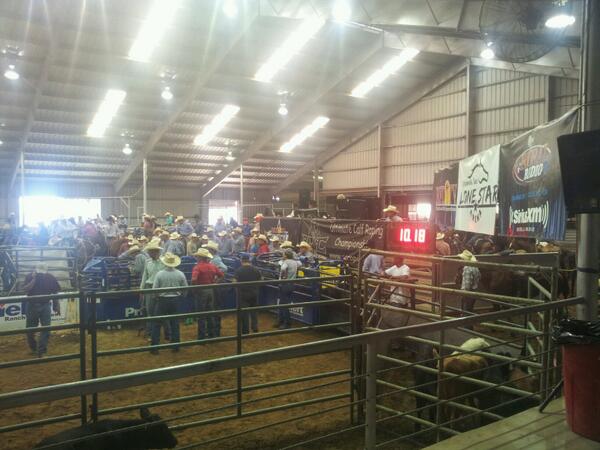 Great day at the Ultimate Calf Roping at #LoneStarArena! First qualifier for @RFDTVAmerican it's gonna be fun!