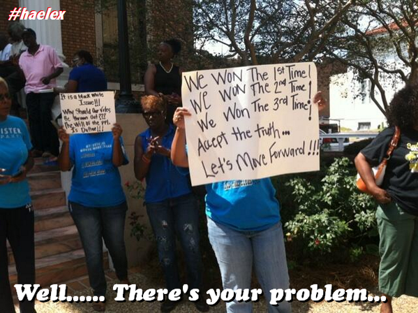 Chat Happens tweet media