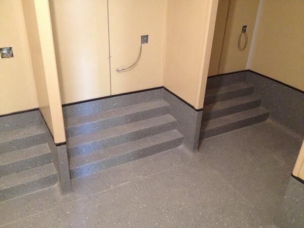 SandDFlooring's tweet photo. Nice work by the lads @Rdm09Ricky @jaybowselector @Polyflorltd look at #1stclassfitting http://t.co/KqAo1E0v9h