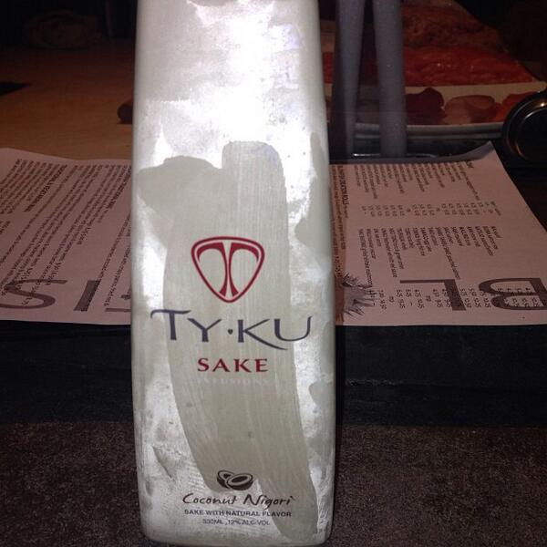CeeLoGreen's tweet photo. #WorldSakeDay is Tuesday but I’m celebrating all weekend…u should too http://t.co/JIwsjywunM #TYKUverymuch @teamtyku http://t.co/Y4ySm6B2CG