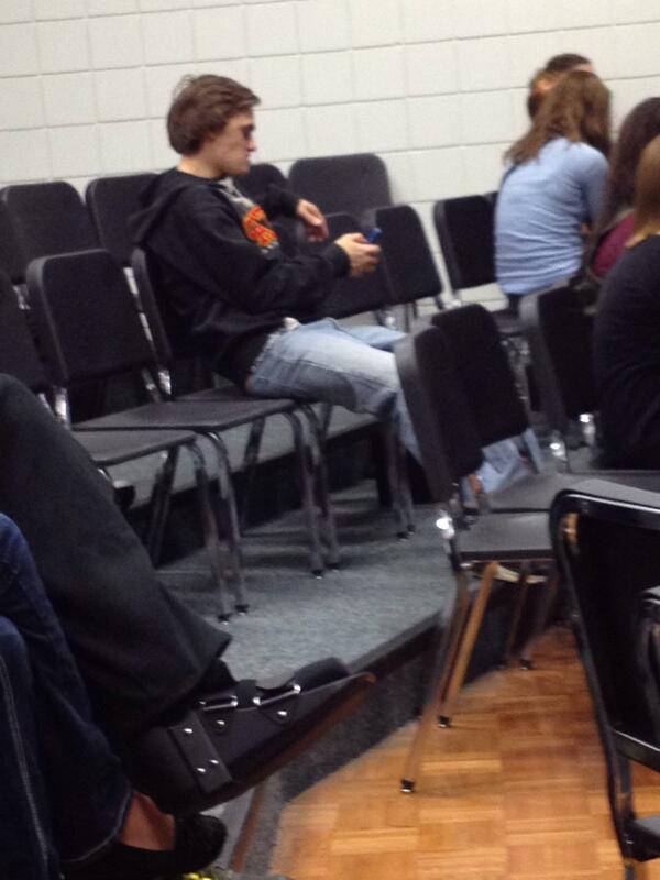 @S_Breezy8 sitting with all his friends