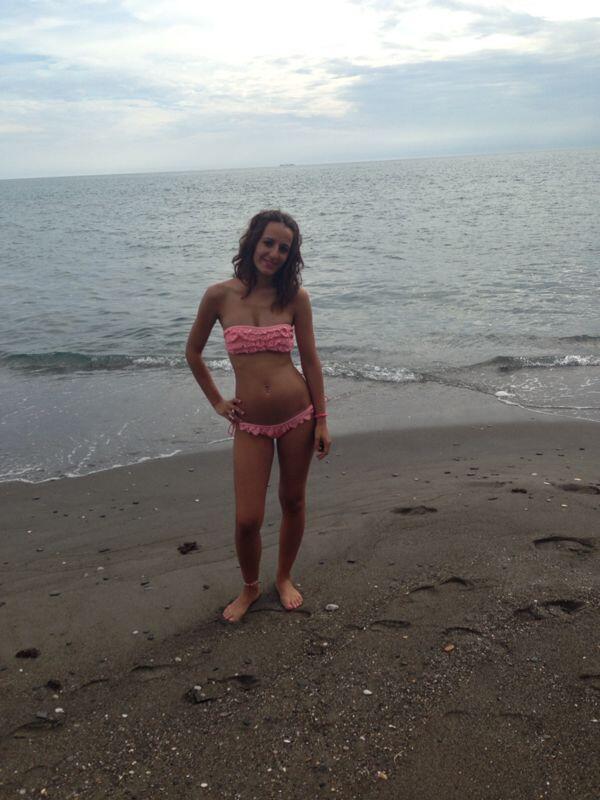macalafonta41's tweet photo. Bueno ya oy me despido de torrox y de nerja mañana pa mi tierra utrera!! http://t.co/JjW6ygnghv