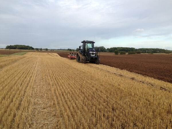 Bill takes delivery of his new Black Cat ,thanks @PandBMachinery