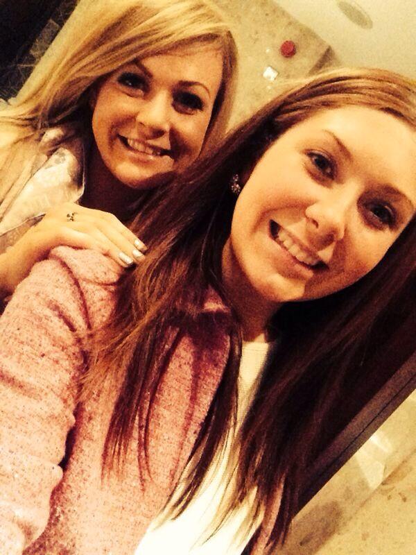 flynn_melissa's tweet photo. @LaraFlynnn sister and sister together as friends ready to face whatever life sends http://t.co/EGnuAIVpxT