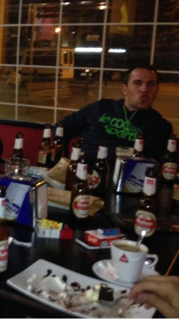 Dice <a href="/gatoatleti/">gatøh chico</a> que por cosas como esta se va a Alemania.
#IVReich