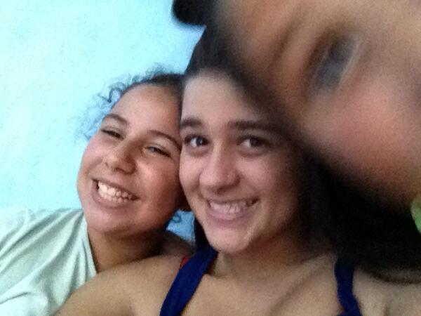 _FourHearts_'s tweet photo. #ensayo el ojo misterioso de andrea #paula# http://t.co/FT91jvEpFs