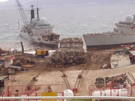 HMSEdinburgh's tweet image. Don't let this happen to Edinburgh, to remember the Type 42s. 
As she is the Last and the most Unique keep her! "D97"