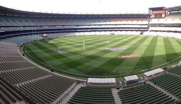 FOXSportsNews's tweet photo. The calm before the storm that is the #AFLGF http://t.co/w0iTz2Zoyc (PIC: @adampaps)
