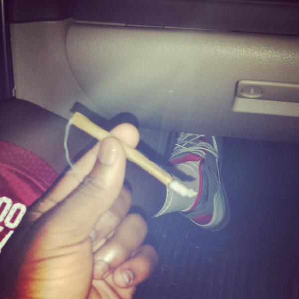 CanYOU_SayDOPE's tweet photo. Smoking Dope ! http://t.co/gXCoqZ661O