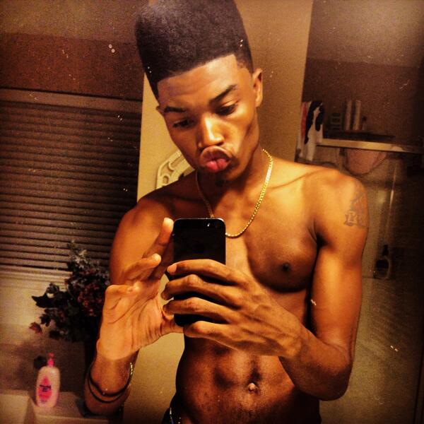 Yaasss;*"<a href="/MannyWorld_/">Young World</a>: 😈😘 "