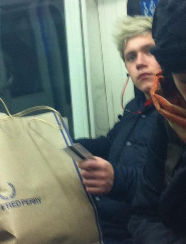 PHFiltradasOK's tweet photo. Niall horan foto filtrada #PHFiltradasOK http://t.co/W6HnRZGlsW