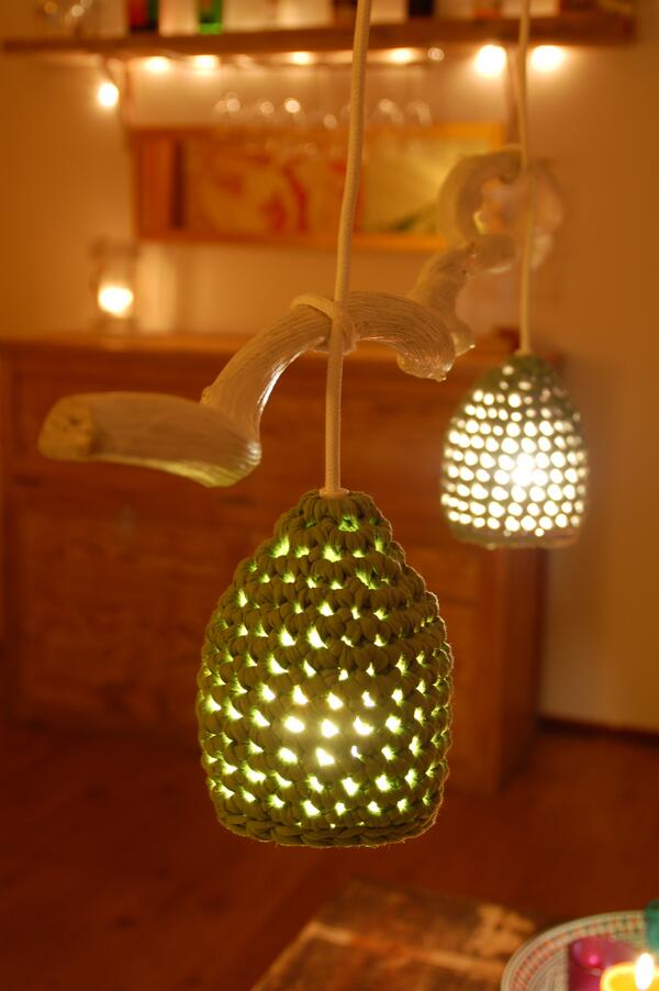 Gave foto ontvangen van een klant waar ik twee lampjes voor heb gehaakt! #inspiratie on.fb.me/18xqAoK