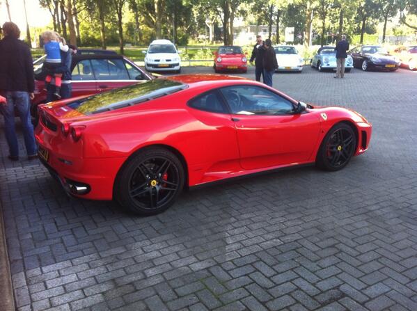 Feest <a href="/Wheelsandcoffee/">Wheelsandcoffee</a>