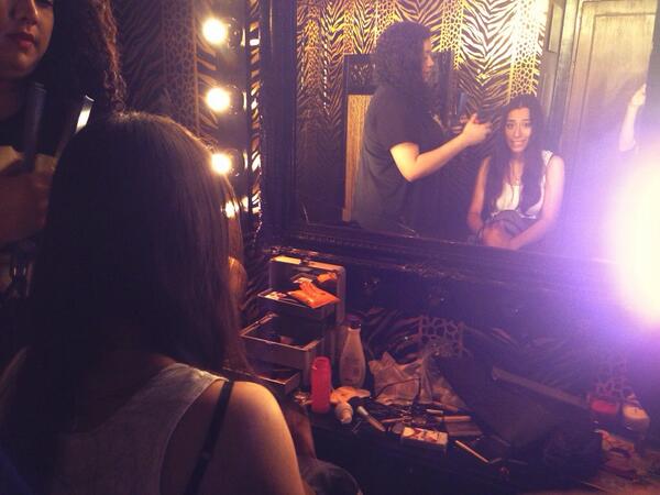 TheRevCreative's tweet image. Iniciamos este sábado junto a la banda @daidaloscaracas en la segunda parte de su sesión promocional.