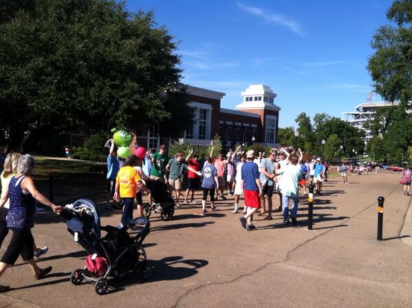 The Gentlemen are out at the Union cheering on the TK Martin fun run this morning. #hailstate