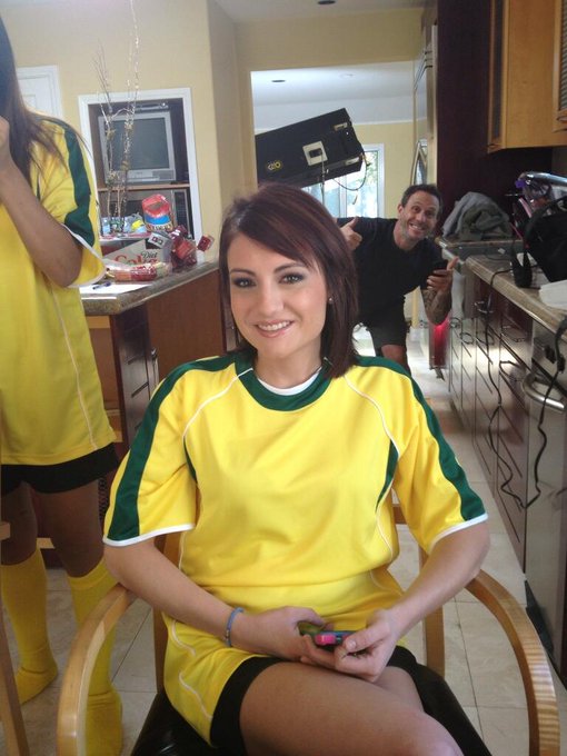 "@SmashPictures: Teen @ChaseRyderxxx set to go Soccer Lesbians http://t.co/2Zinqmz5ep"<a class="tags" href="/tag/smashpictures">@smashpictures</a><a class="tags" href="/tag/chaseryderxxx">@chaseryderxxx</a><a href="/tag/carselfie"class="tags"><span>#carselfie</span></a><a href="/tag/g4l"class="tags"><span>#g4l</span></a><a href="/tag/newswag"class="tags"><span>#newswag</span></a>