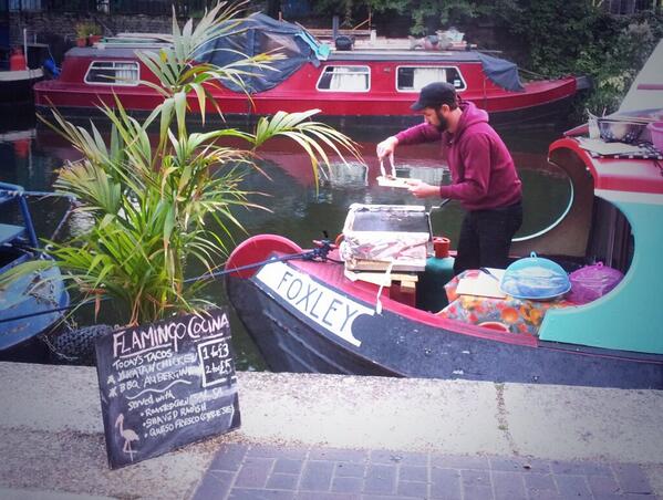 DalstonTaco's tweet photo. @FlamingoCocina cooking up the tastiest tacos in town! http://t.co/Jtbk4Jtyi9