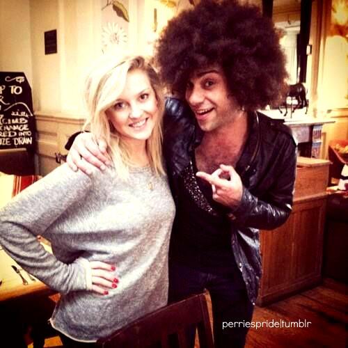 PHFiltradasOK's tweet photo. Perrie edwards, foto filtrada.. #PHFiltradasOK http://t.co/F9IF8aZyk9
