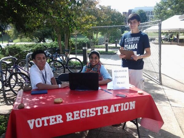 MCTDA1's tweet photo. Our students are registering lots of voters at Huntsville's Intenational Festival! http://t.co/xT1EjDxCdh