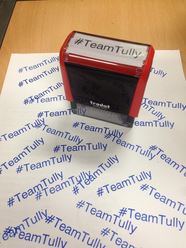 FastRubberStamp's tweet image. Hey @tee_smyth i wish i lived on the Gold Coast so i could meet you today #TeamTully for life! #bbau