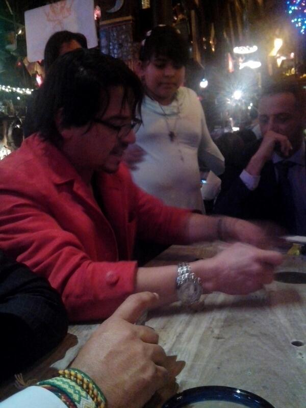 KarenVegaFr's tweet image. Asombrada con @magojorgebotero Excelente :D