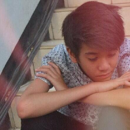 Pagi2 jangan galau kaya gini yaah :(