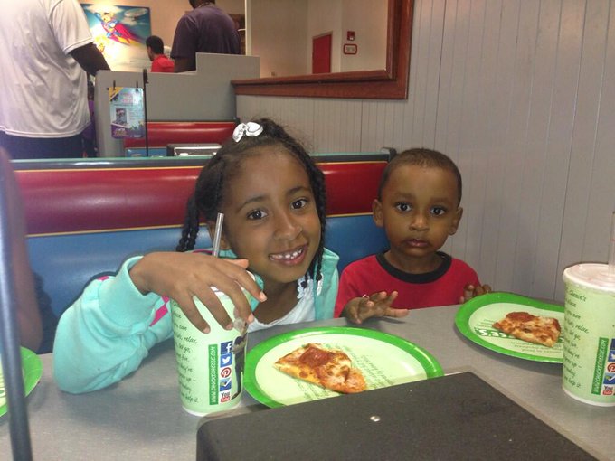 My lil homies !! Jalenna and Jakobe http://t.co/3S33tfOI3b<a href="/tag/repost"class="tags"><span>#repost</span></a>