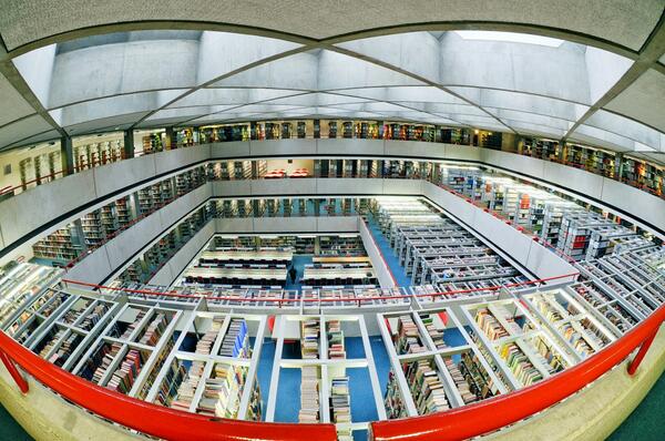 Kissanttell's tweet image. #SOASlibrary