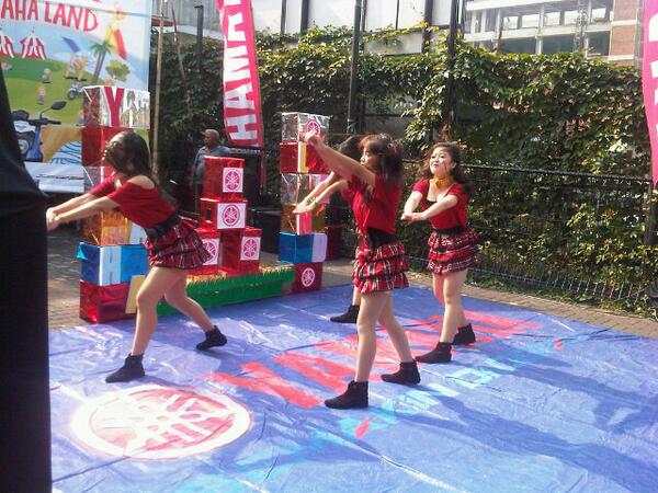 summerfreeze1's tweet photo. Wow ♥"@StarGlamMagz: @summerfreeze1 sedang tampil nih :) http://t.co/bxVE7QiCiH"