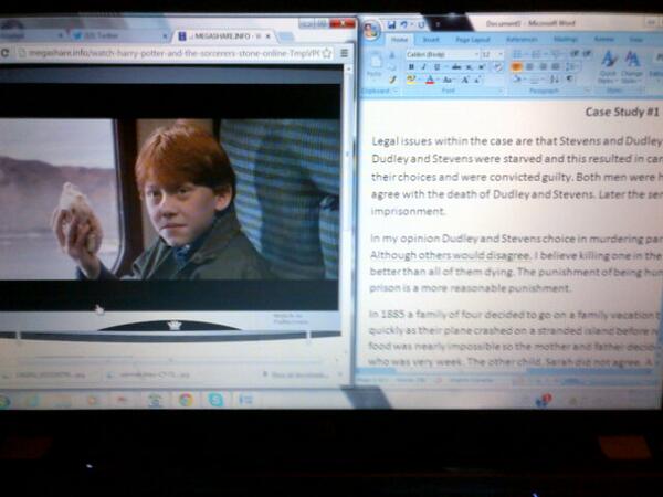 laurenackerman6's tweet image. Law homework and harry potter kinda night #twoatonce #multitasker